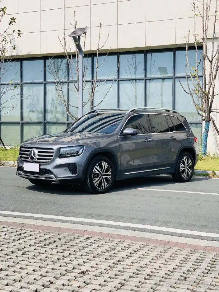 Mercedes-Benz GLB 2025 Model GLB 220 Dynamic Model – фото 1