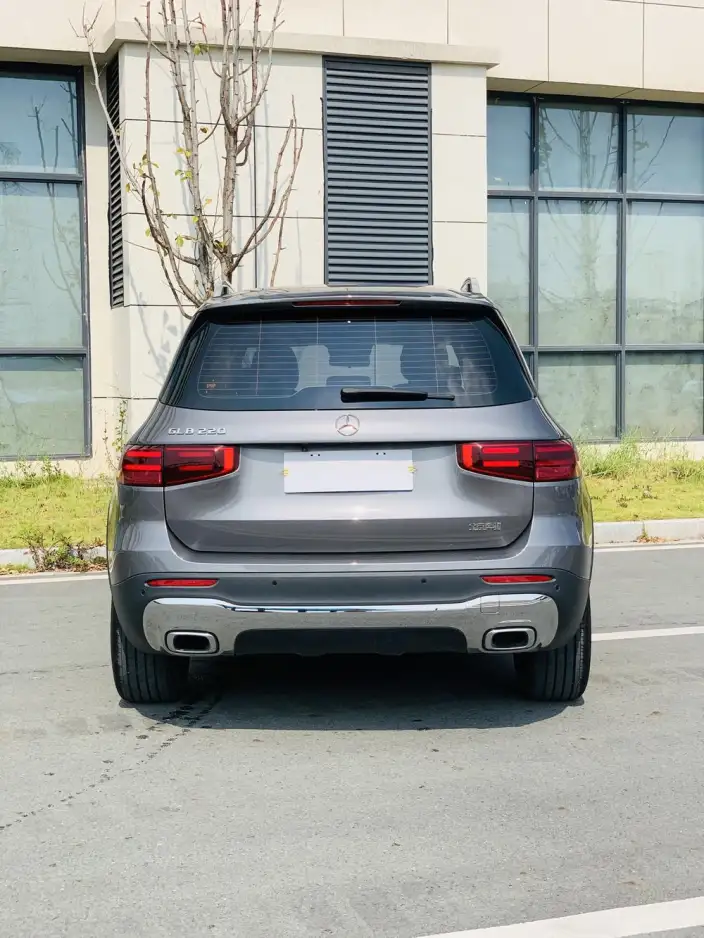Mercedes-Benz GLB 2025 Model GLB 220 Dynamic Model – фото 6