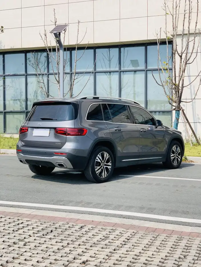 Mercedes-Benz GLB 2025 Model GLB 220 Dynamic Model – фото 7