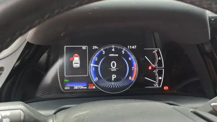 Lexus ES 2024 Model 200 Premium – фото 7