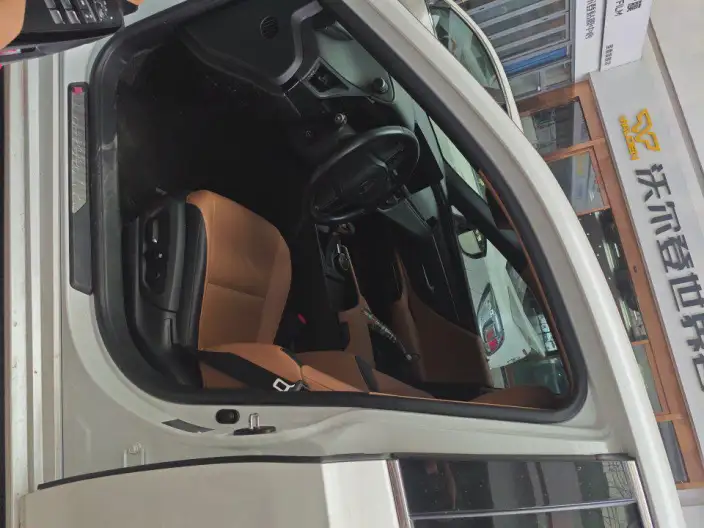 Lexus ES 2024 Model 200 Premium – фото 9