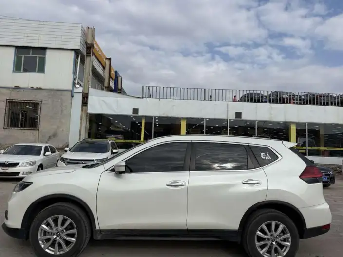 Nissan X-Trail 2022 Model 2.0L 2WD Smart Connect Comfort Edition