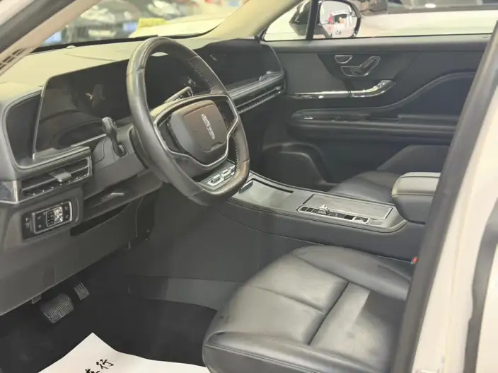 Lincoln Corsair 2024 Model 2.0T 2WD Exclusive Edition – фото 8