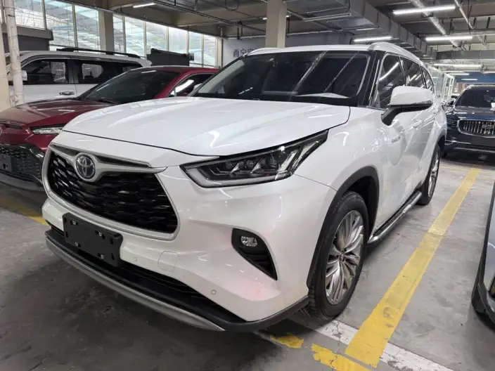 Toyota Highlander 2024 Model Hybrid 2.5L 4WD Premium Edition 7 seat – фото 1
