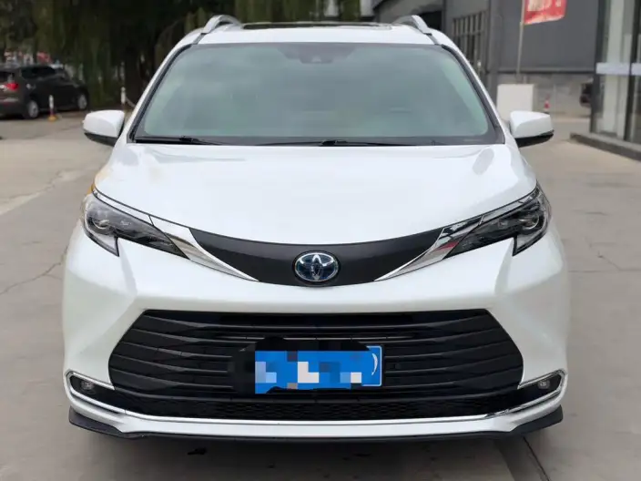 Toyota Sienna 2024 Model Hybrid 2.5L Zhen Xiang Premium Edition – фото 2
