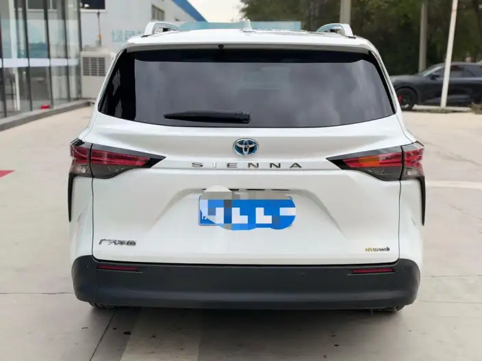 Toyota Sienna 2024 Model Hybrid 2.5L Zhen Xiang Premium Edition – фото 5