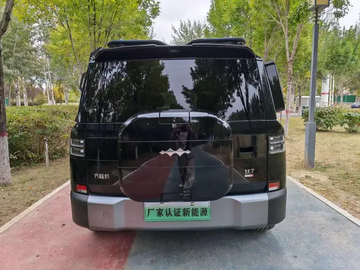 Titan 7 PHEV 2025 Model 190KM 4WD Ultra Edition – фото 6