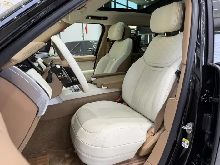Range Rover 2026 Model 3.0 L6 400PS SE Long axis Edition – фото 7
