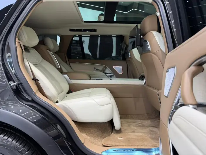 Range Rover 2026 Model 3.0 L6 400PS SE Long axis Edition – фото 10