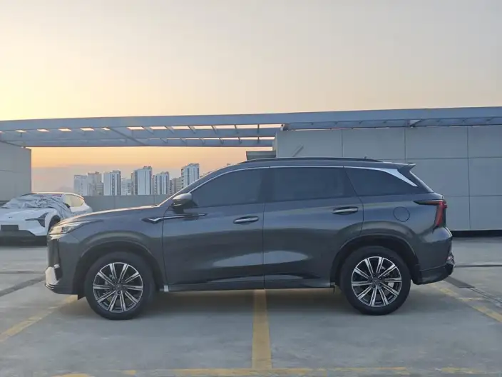 Changan CS75 PLUS 2023 Model Third generation 1.5T Automatic Pilot Model