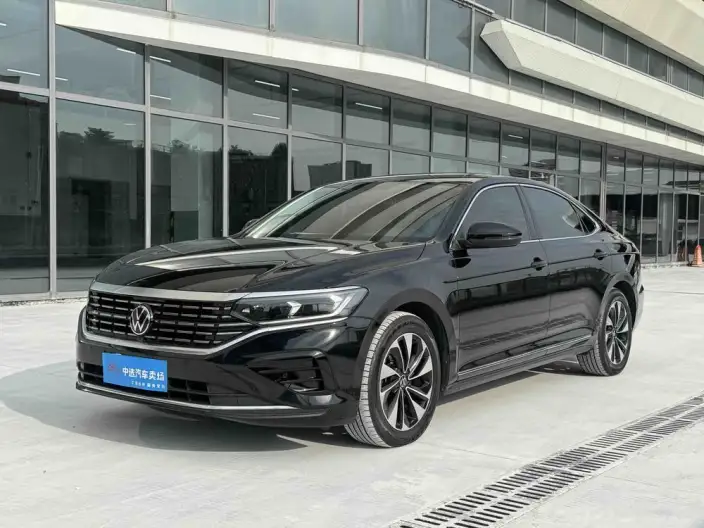 Volkswagen Passat 2023 Model 330TSI Elite Edition – фото 1