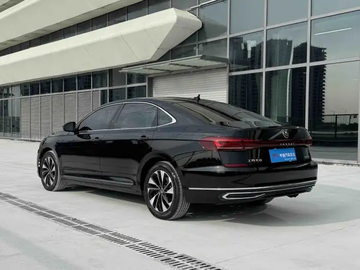Volkswagen Passat 2023 Model 330TSI Elite Edition – фото 5