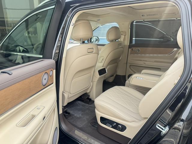 AITO M9 2024 Extended-Range Ultra 6-Seater – фото 5