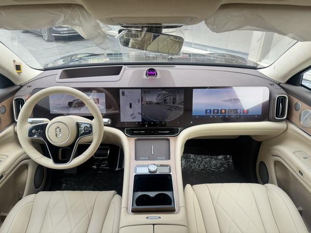 AITO M9 2024 Extended-Range Ultra 6-Seater – фото 14
