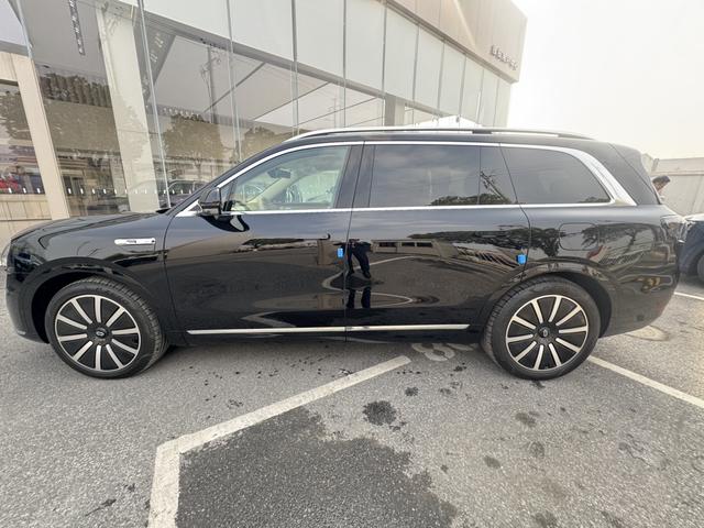 AITO M9 2024 Extended-Range Ultra 6-Seater – фото 18