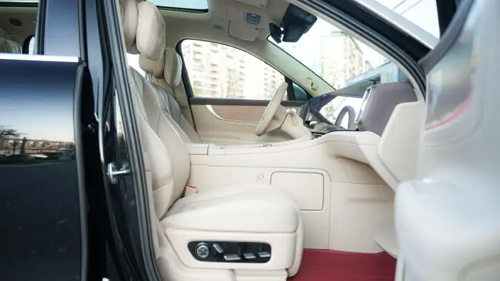Aito M9 2024 Model Extended Range Max VI seat Edition – фото 8