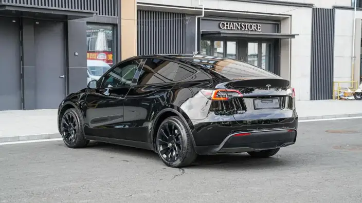 Model Y 2023 Model Rear-wheel drive version – фото 5