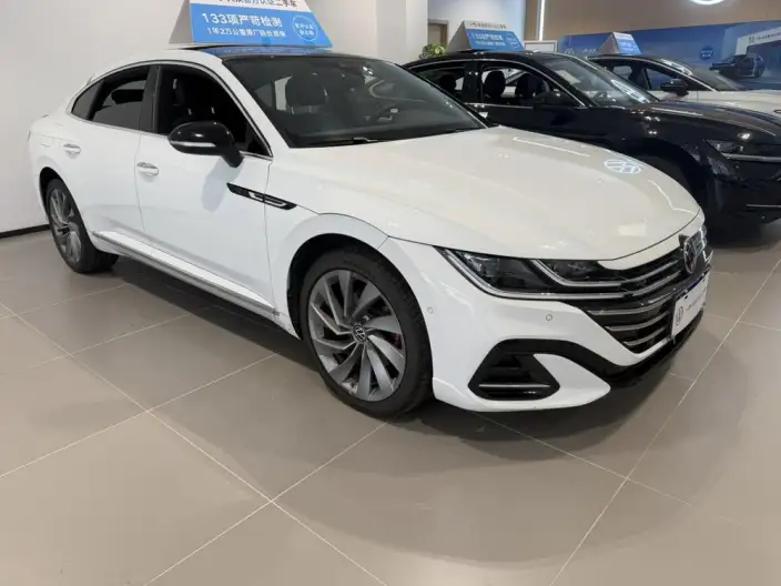 Volkswagen CC 2024 Model 380TSI Eye-catching version – фото 3