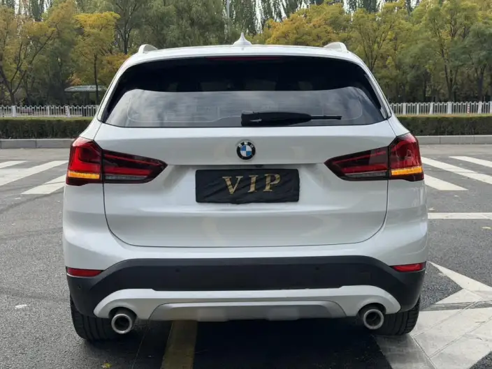 BMW X1 2022 Model sDrive20Li Fashion Model – фото 5