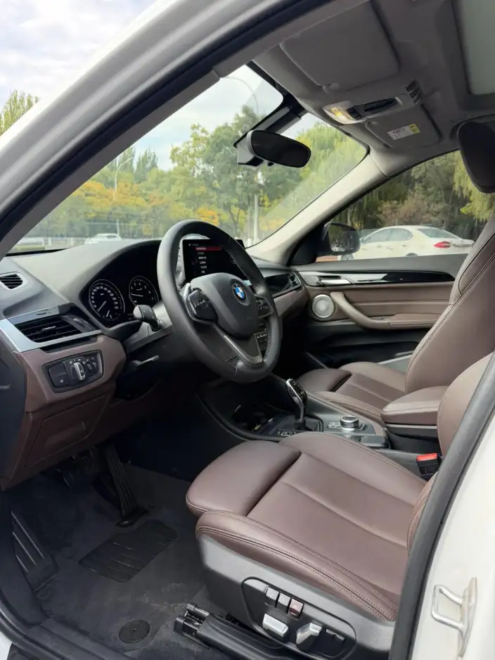BMW X1 2022 Model sDrive20Li Fashion Model – фото 8