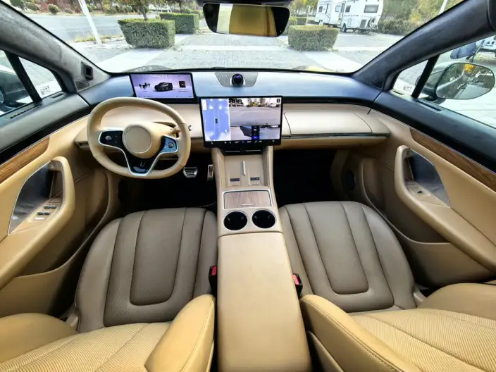 Luxeed R7 2024 Model EV 100kWh Max Rear Drive Edition – фото 8