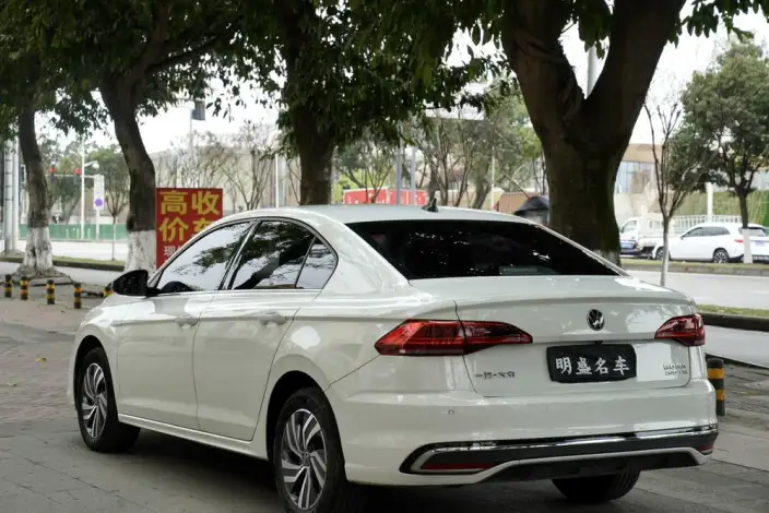 Volkswagen Bora 2024 Model 200TSI DSG Zhixing Edition – фото 5