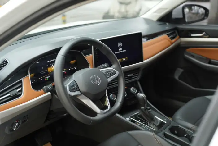 Volkswagen Bora 2024 Model 200TSI DSG Zhixing Edition – фото 9