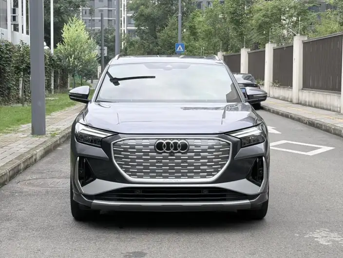 Audi Q4 e-tron 2023 Model 40 e-tron Genesis Edition