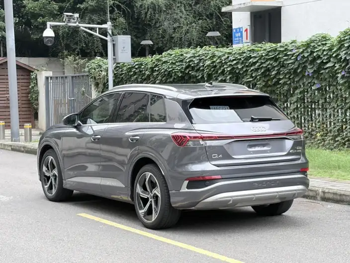 Audi Q4 e-tron 2023 Model 40 e-tron Genesis Edition – фото 5