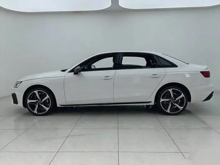Audi A4 L 2024 Model 40 TFSI Luxury Dynamic Model