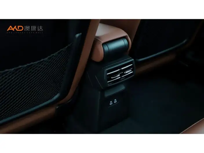 Audi A3 2025 Model A3L Limousine 35 TFSI Continental Flying Spur Exclusive Model – фото 5