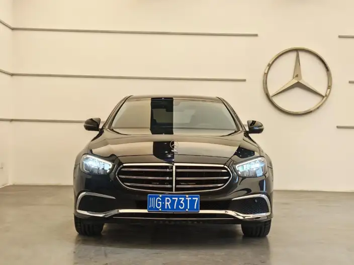 Mercedes-Benz E-Class 2022 Model E 300 L Luxury Model sedan – фото 2