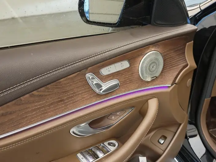 Mercedes-Benz E-Class 2022 Model E 300 L Luxury Model sedan – фото 8