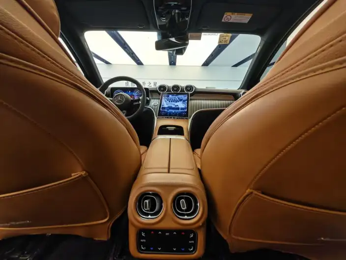 Mercedes-Benz GLC 2024 Model GLC 300 L 4MATIC Dynamic Model 5 seat – фото 10
