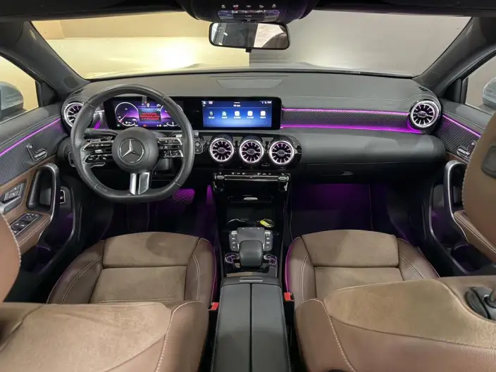 Mercedes-Benz A-class 2023 Model A 200 L Sports sedan Fashion Edition – фото 8