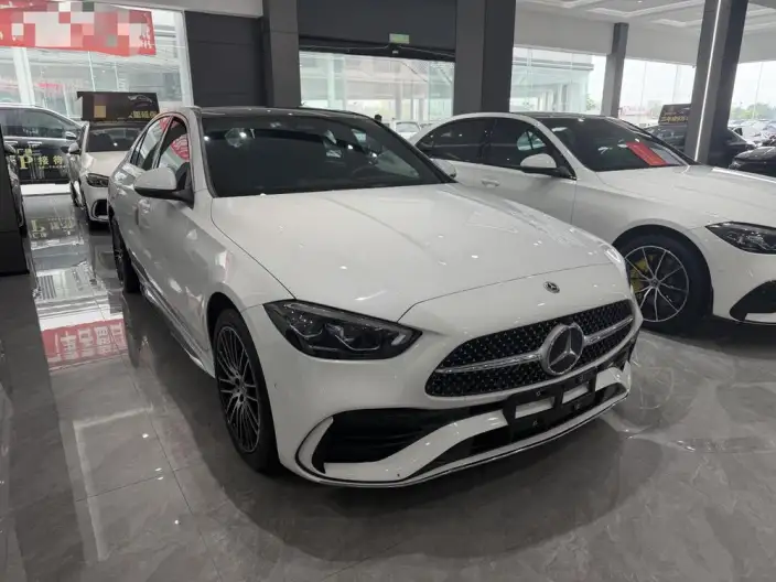 Mercedes-Benz C-Class 2024 Model C 260 L Sports Edition – фото 3