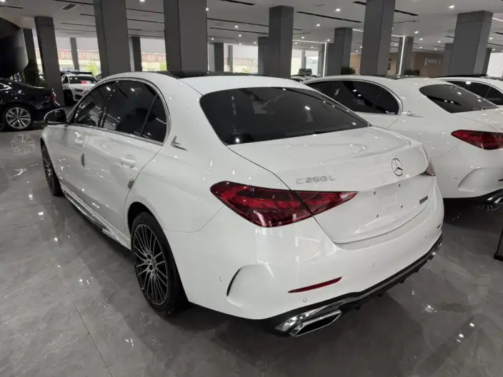 Mercedes-Benz C-Class 2024 Model C 260 L Sports Edition – фото 4