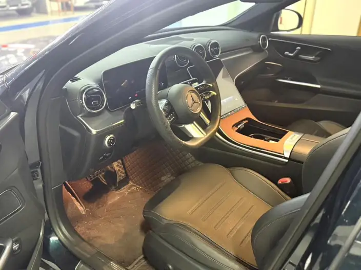 Mercedes-Benz C-Class 2024 Model C 200 L Sports Edition – фото 8