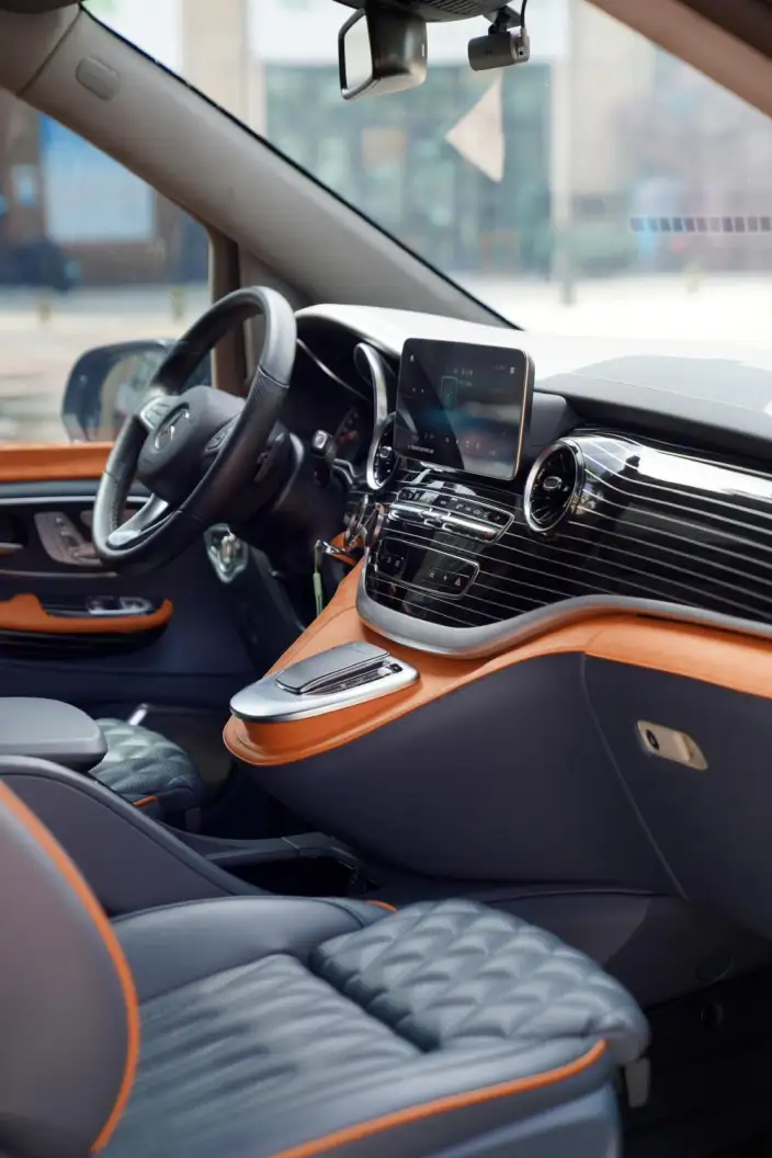 Mercedes-Benz V-Class 2022 Model V 260 L Long wheelbase Deluxe Edition – фото 9
