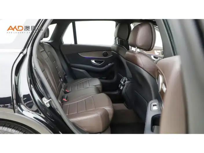 Mercedes-Benz GLC 2022 Model Facelift GLC 300 L 4MATIC Dynamic Model Collector Edition – фото 10