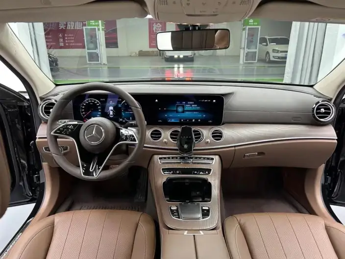 Mercedes-Benz E-Class 2023 Model E 300 L Fashion Model sedan – фото 7