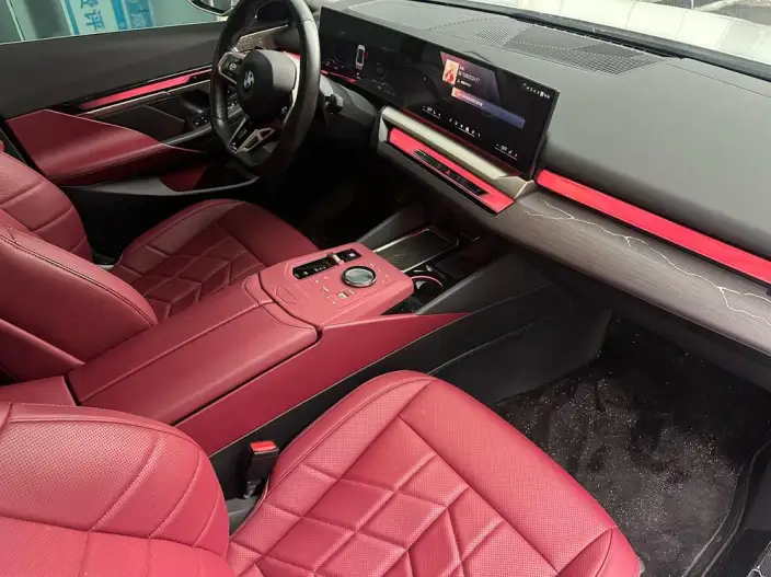 BMW 5 Series 2024 Model 530Li Leading Model M Sports Set – фото 7