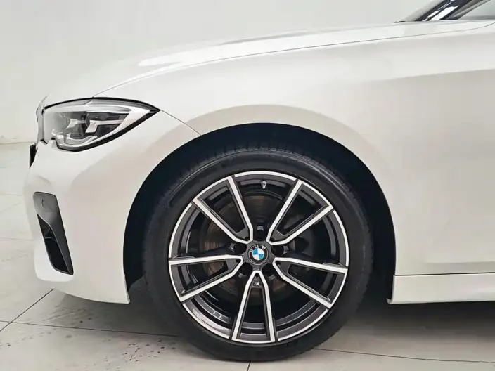 BMW 3 Series 2022 Model 325Li M Sports Set – фото 9
