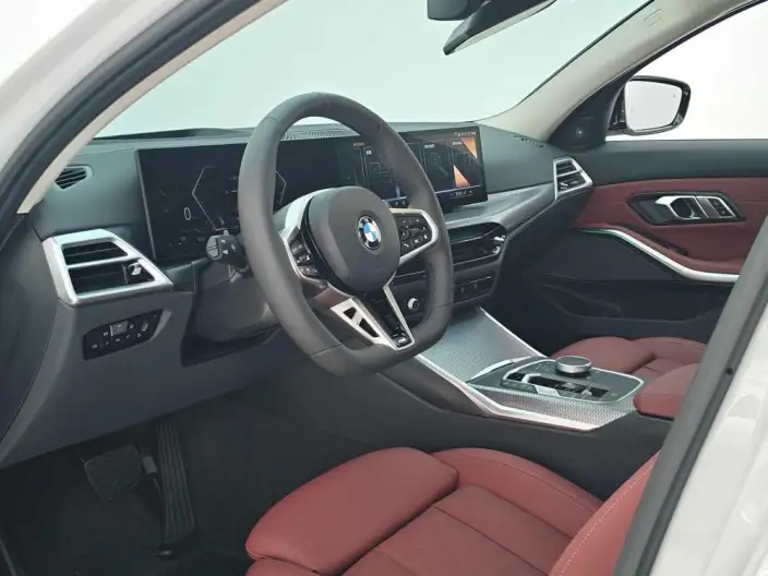 BMW 3 Series 2026 Model 330Li M Sports Night Set – фото 10