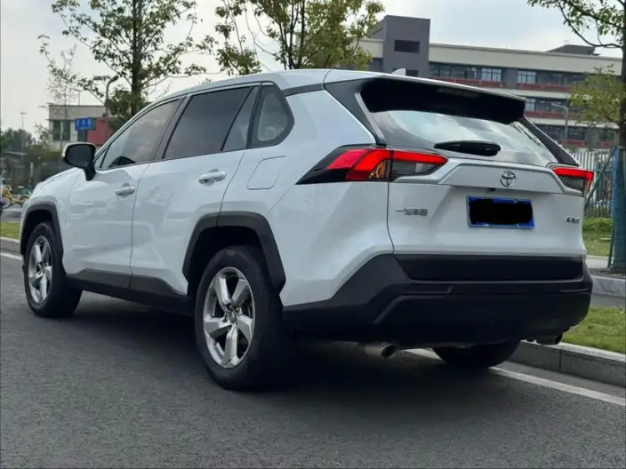 Toyota RAV4 2022 Model 2.0L CVT 2WD Fashion edition – фото 5