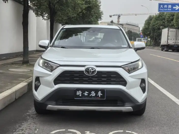 Toyota RAV4 2023 Model 2.0L CVT 2WD Fashion PLUS Edition