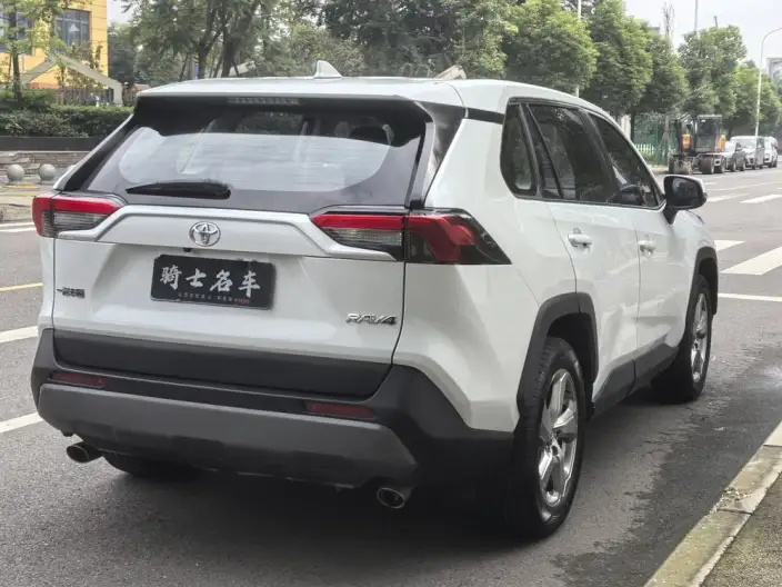 Toyota RAV4 2023 Model 2.0L CVT 2WD Fashion PLUS Edition – фото 6