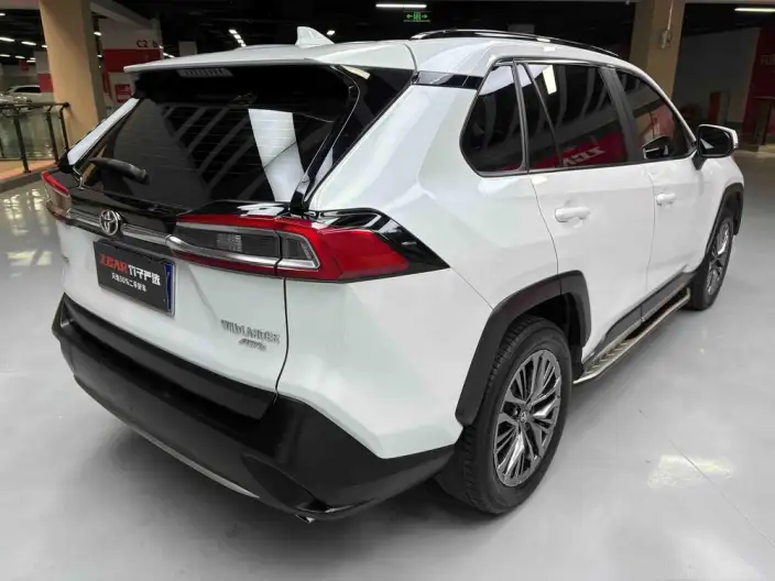 Toyota Wildlander 2023 Model 2.0L 4WD Luxury PLUS Edition – фото 7