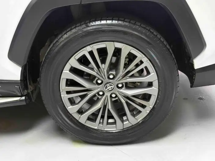 Toyota Wildlander 2023 Model 2.0L 4WD Luxury PLUS Edition – фото 9