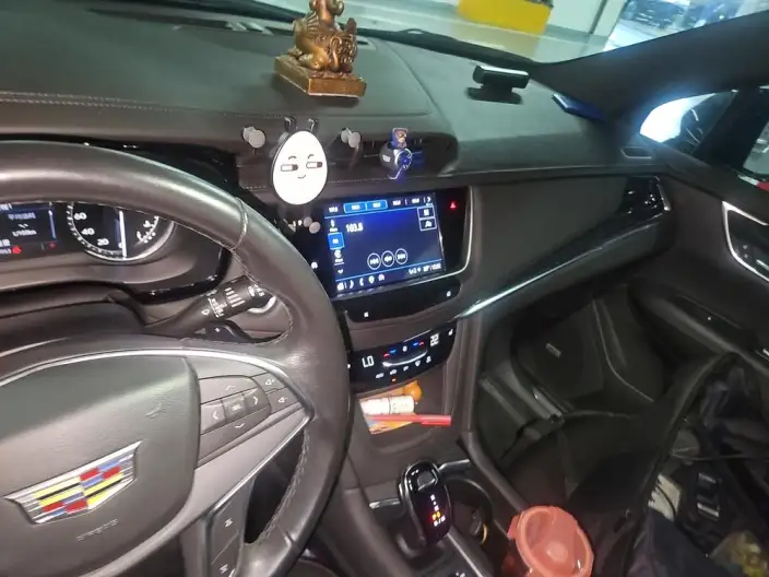Cadillac XT5 2023 Model 2.0T 2WD Fashion Model – фото 8
